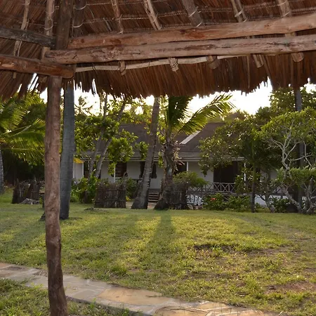 Watamu Beach Cottages Exterior photo