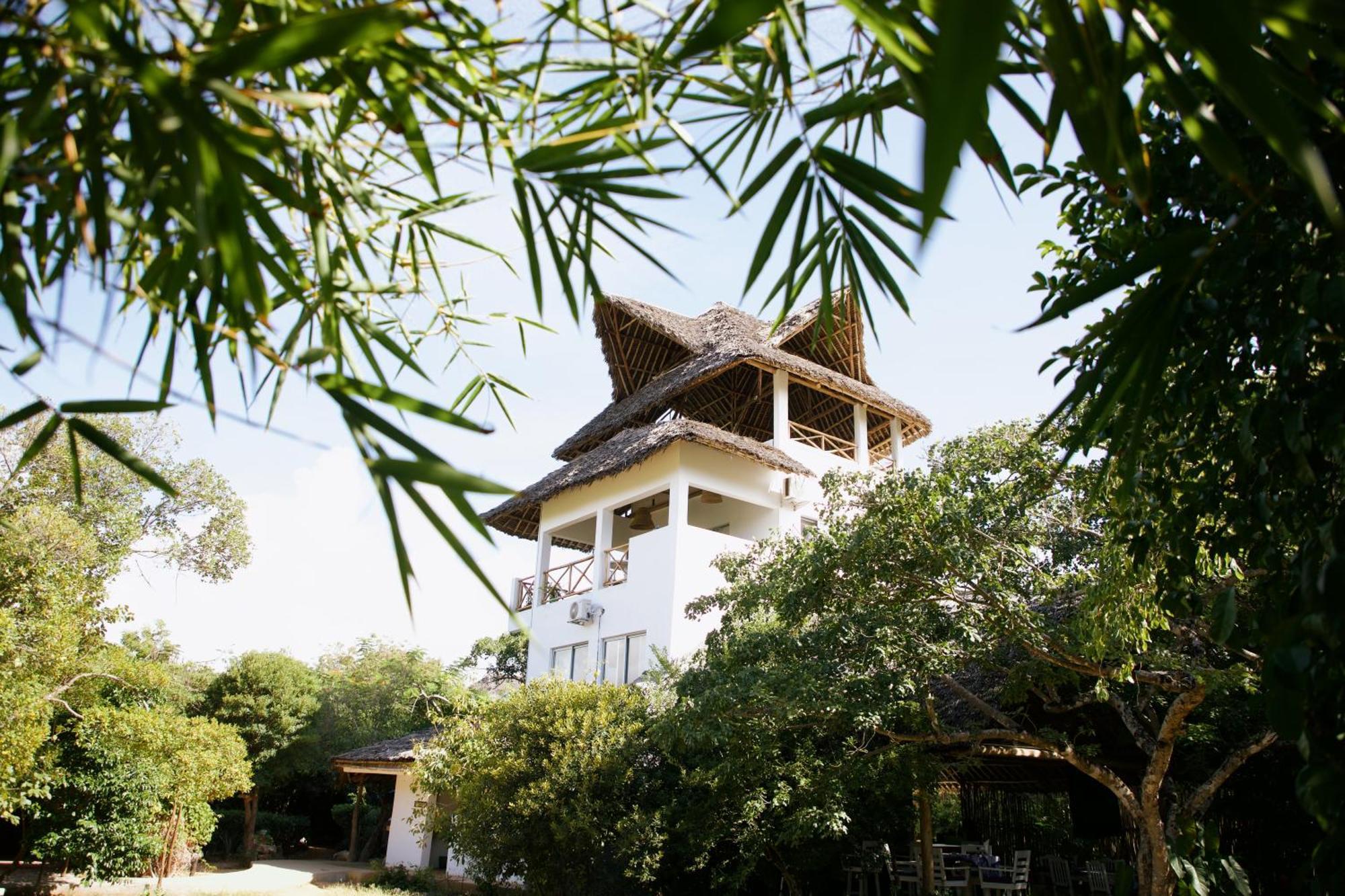 Watamu Beach Cottages * Watamu